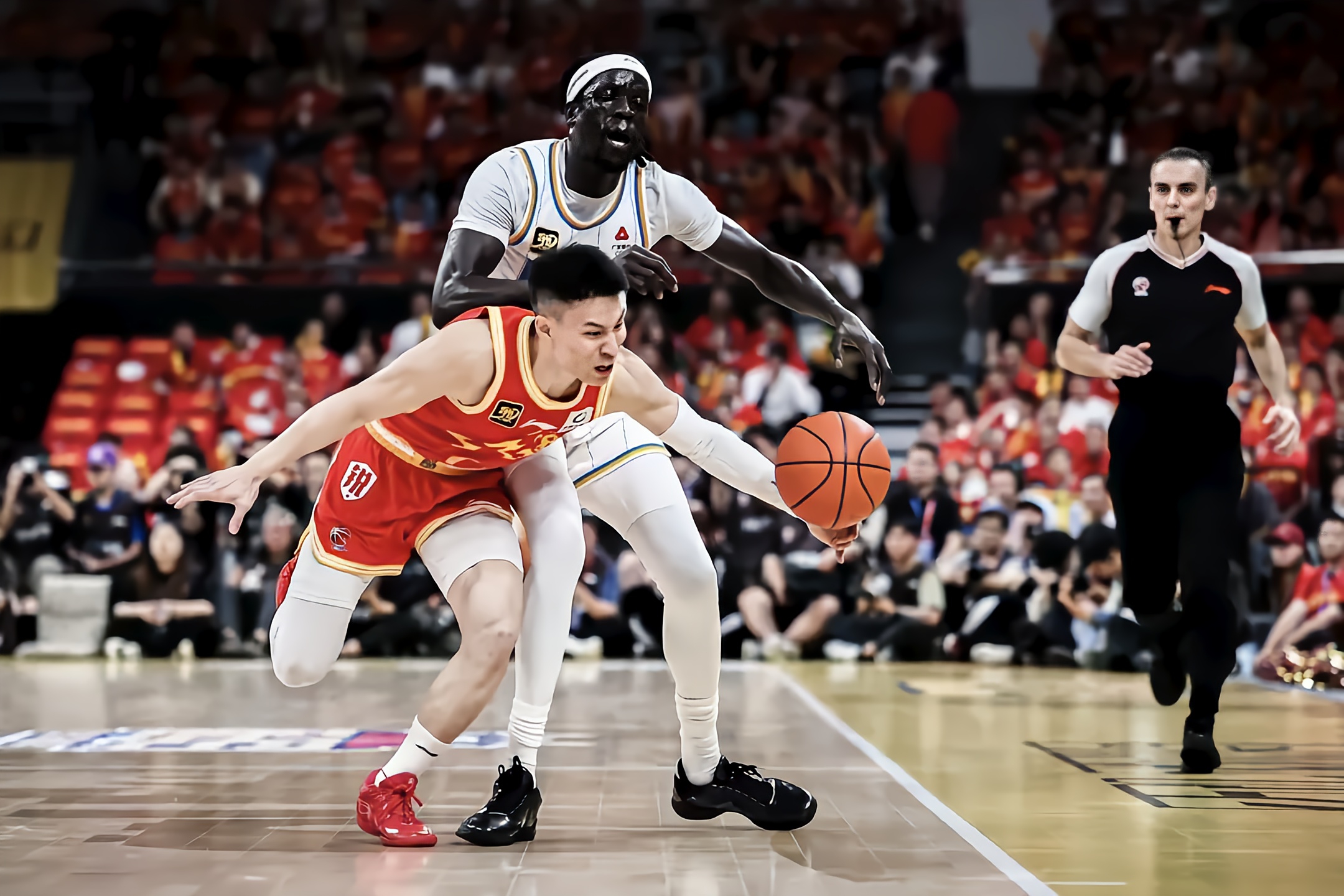 上海久事今晨豪取连胜；志在NBA总决赛名次提升；底气十足；身体对抗强度拉满的简单介绍