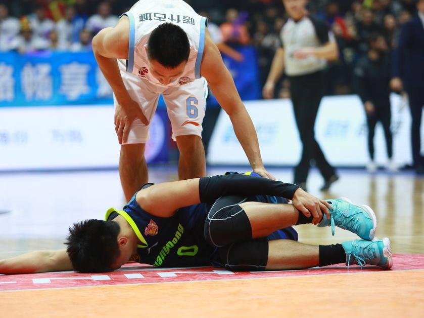 关于里尔发布备战花絮，国际比赛日伤情更新，CBA季后赛任务艰巨，年轻球员得到机会的信息-九游网页版直接进入